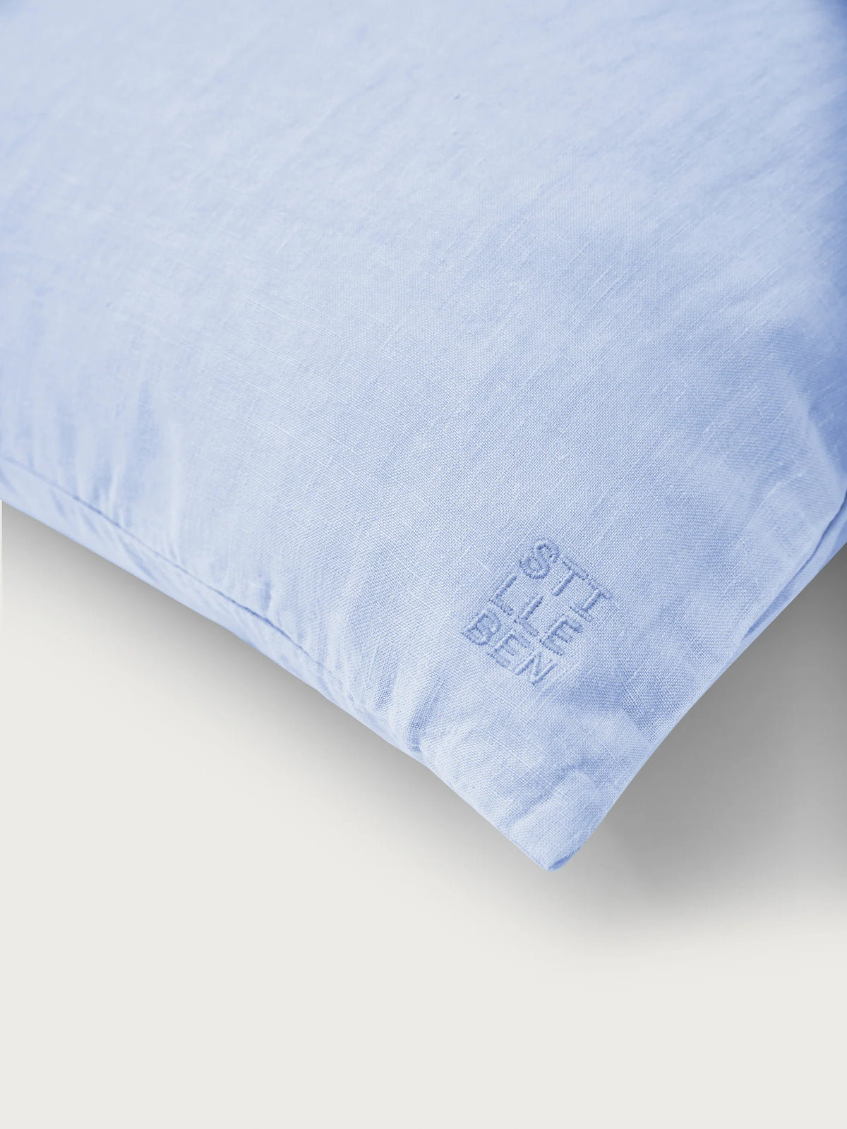 Stilleben cushion cover 50 x 50 Celestial blue