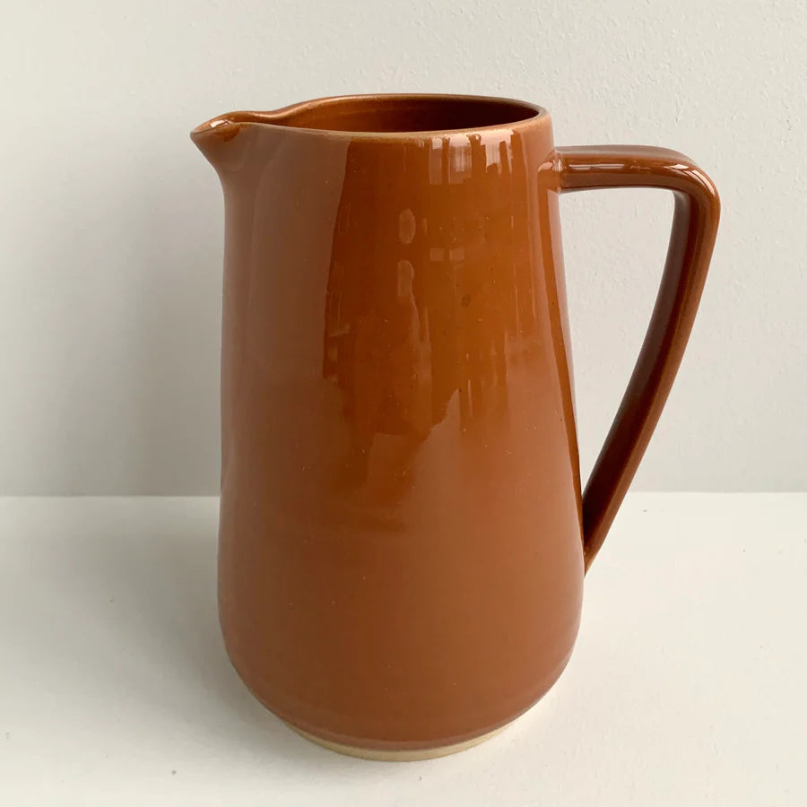 Bornholms keramikfabrik Ø-water jug caramel