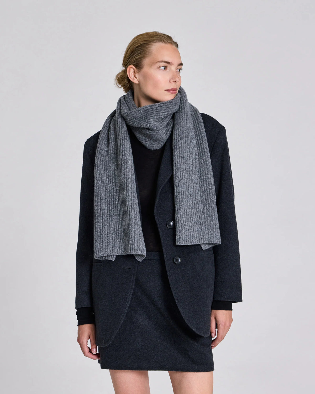 Lisva Klarisa Lambswool scarf Grafitti grey melange