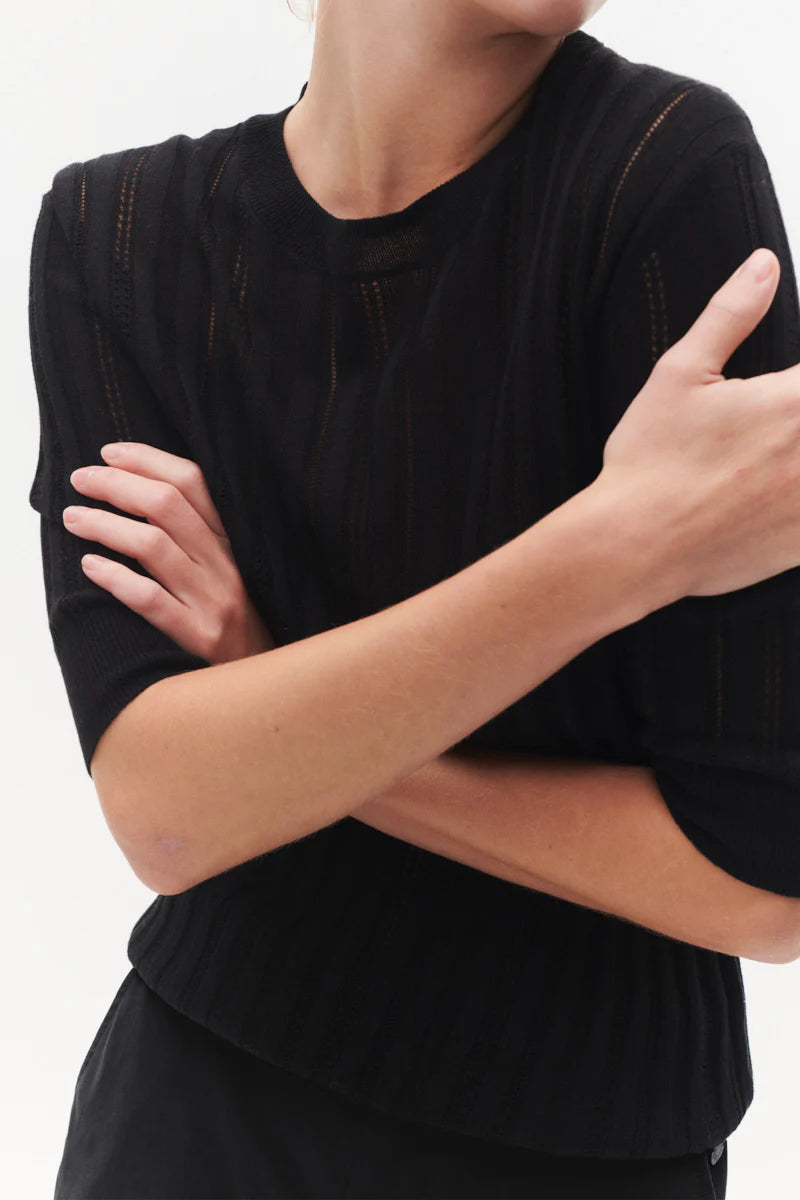 Beta Studios Maggie Pointelle bluse sort