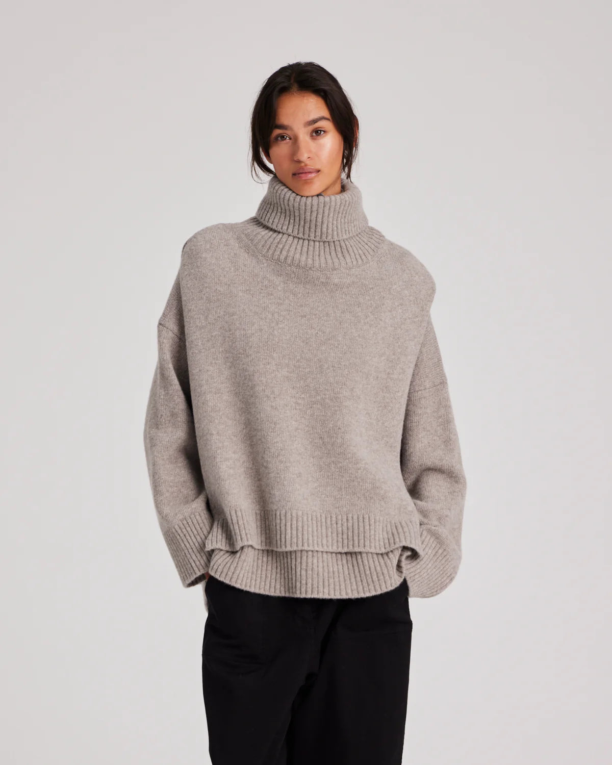 Gai + Lisva Michelle neck piece Stone grey