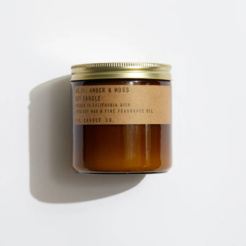 P.F. Candle stort duftlys Amber & Moss