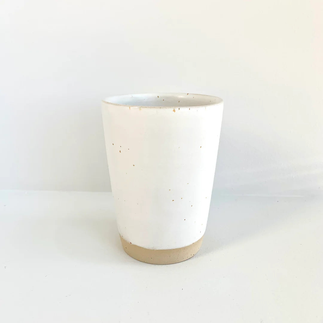 Bornholms Keramikfabrik ø-kop høj Snow white