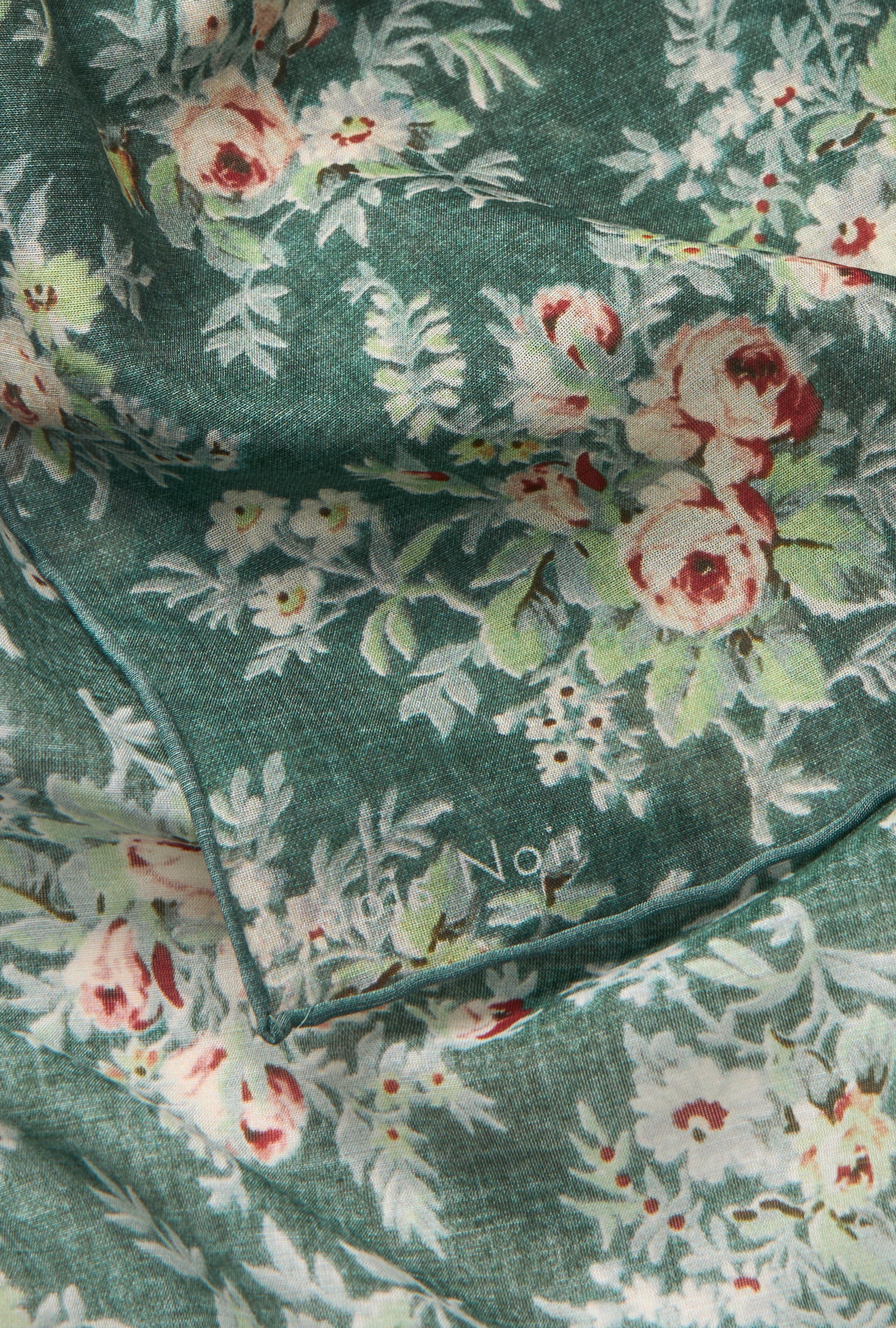 Tapis Noir light Darcy scarf Green