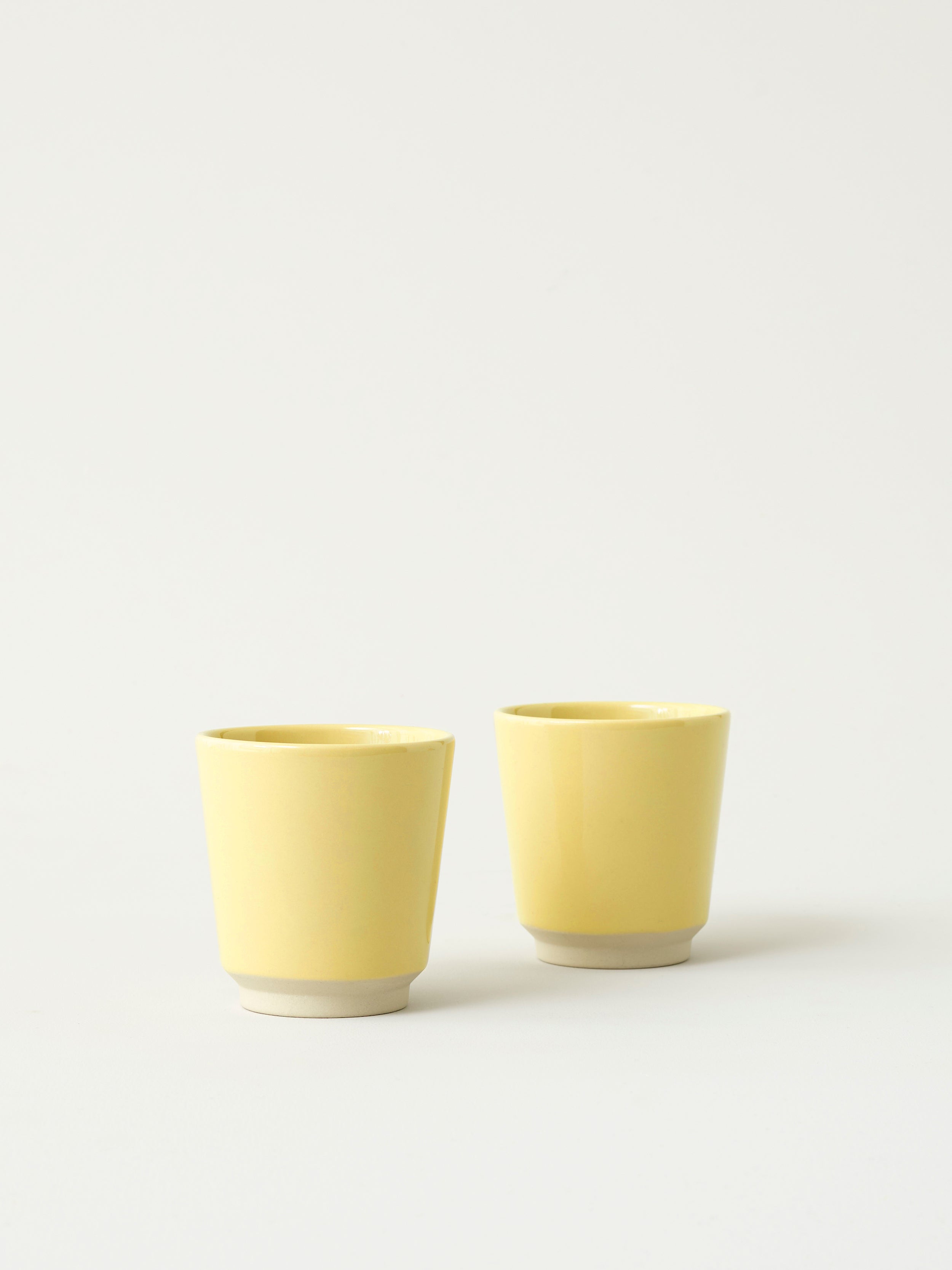 Stilleben Memphis cup yellow