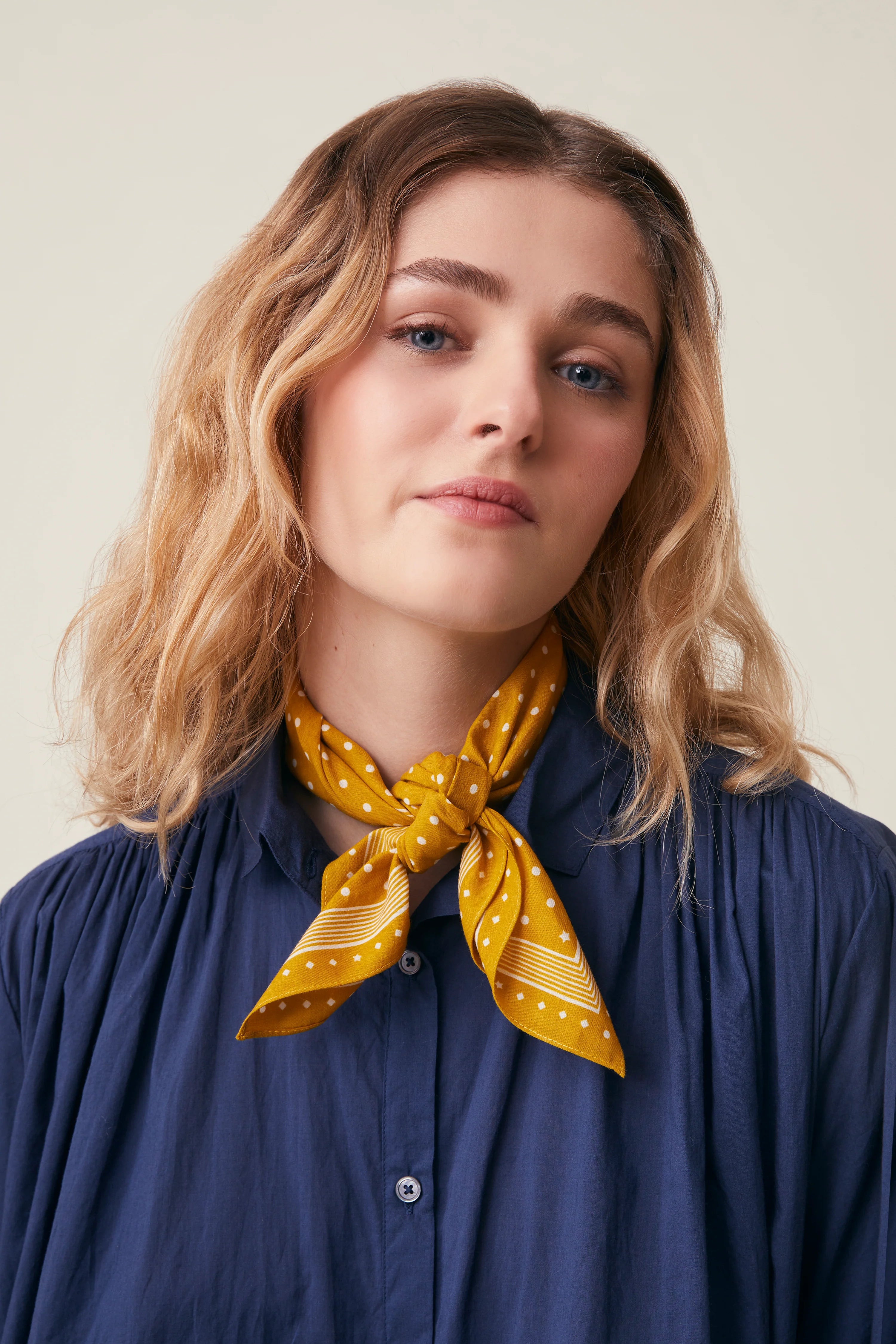 Moismont scarf Allegra No 843 Farandole