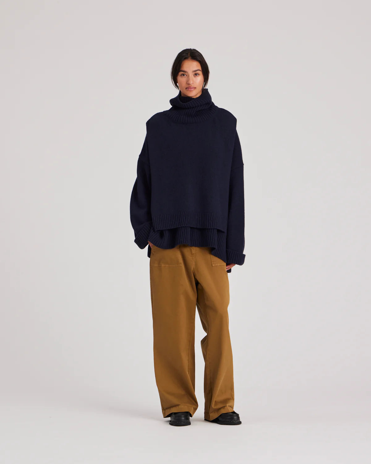 Gai + Lisva Michelle neck piece Midnight blue