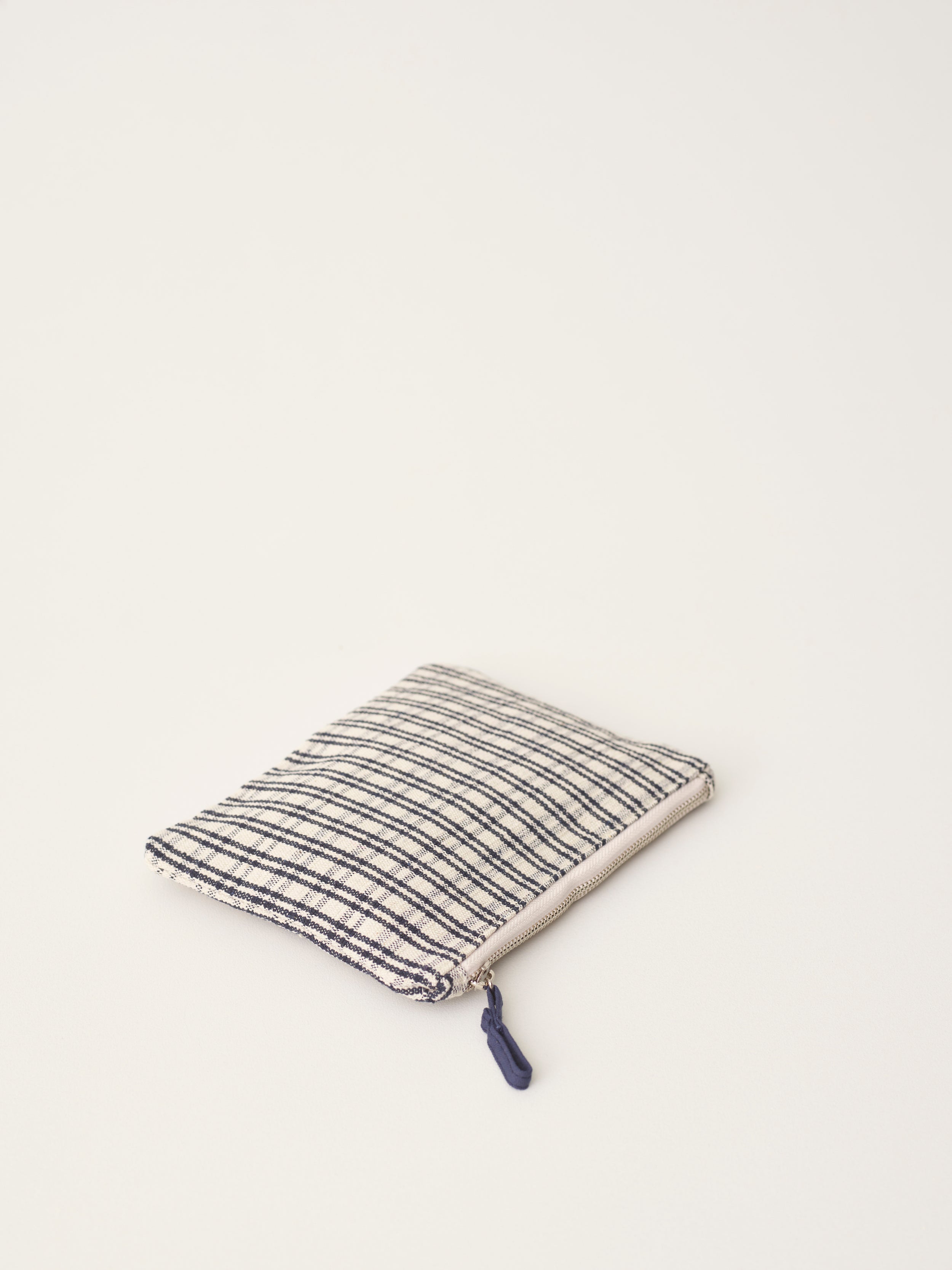 Stilleben Pouch checked navy